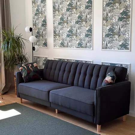 Flora Apartman